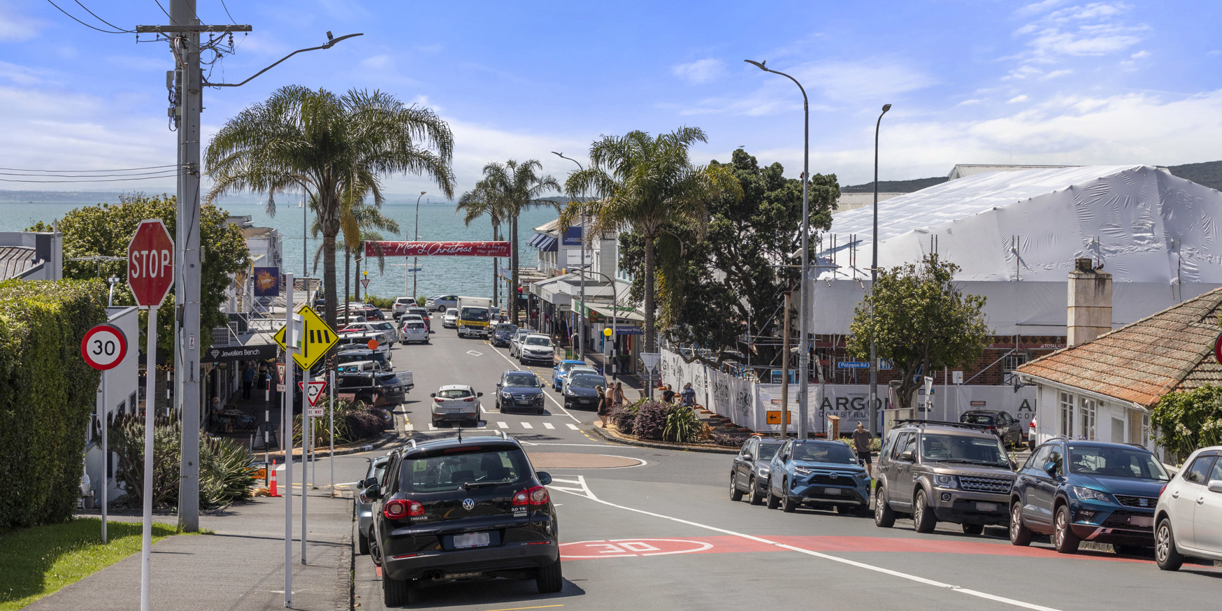 62221133__1671342683-17092-18